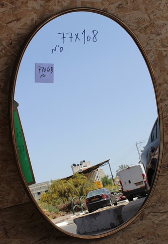 מראה אובלי-זהב עתיק 78*108 ס