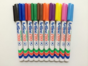 טוש Artline 700