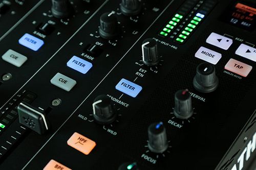 זוית נוספת Allen & Heath XONE:PX5