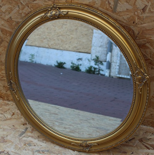 מראה מעוטרת  עגולה 72 ס
