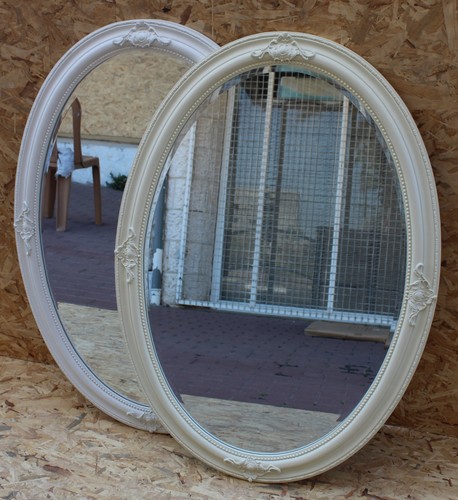 מראה מעוטרת אובלית 72*133ס
