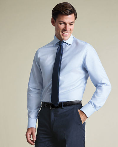 חולצה תכלת גזרת קלאסיק -Light blue non-iron stretch Greenwich weave cutaway classic fit shirt