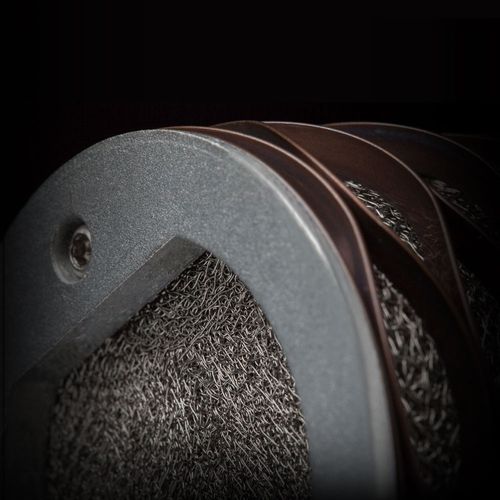 זוית נוספת Aston Microphones Spirit