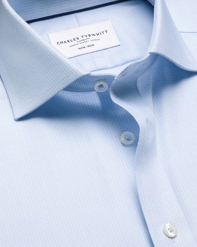 חולצה תכלת גזרת אקסטרה סלים -Light blue non-iron stretch Greenwich weave cutaway Extra slim fit shirt