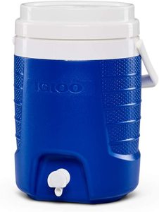 קולר לשתיה קרה 7.6 ליטר חברת IGLOO USA 