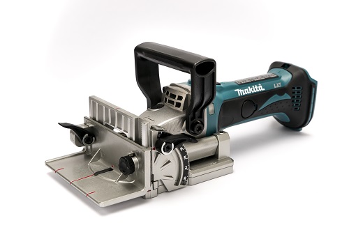 מחבר ביסקוויטים נטען 18V Makita גוף בלבד להב 100 מ״מ מהירות 6500 סל״ד כושר חיתוך 20 מ״מ משקל 3 ק״ג