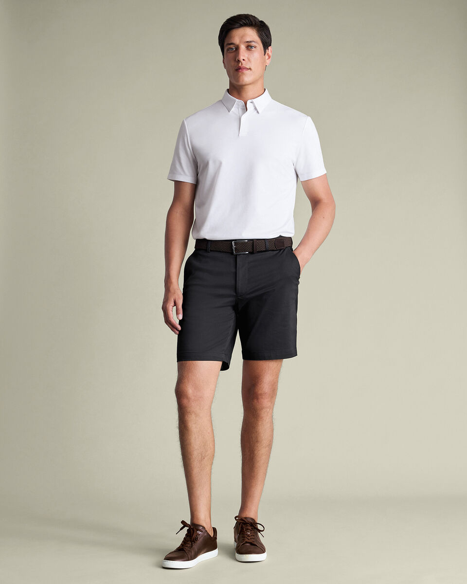 מכנסיים קצרים שחור פרפורמנס  - Black performance short