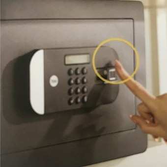 כספת High Security טביעת אצבע 90102496 Yale 