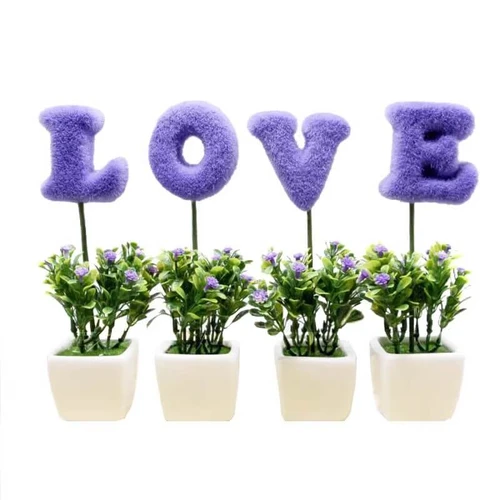 עציץ עם אותיות LOVE אהבה | צבע סגול 