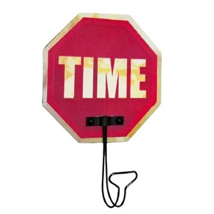 מתלה בעיצוב תמרור עצור עם כיתוב TIME | קישוט מיוחד במטבח או בחדר
