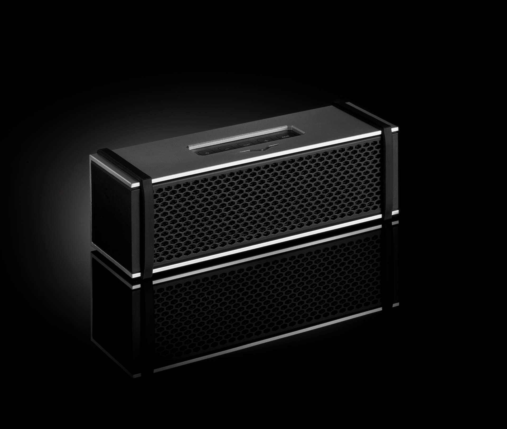 V-MODA BT SPEAKER REMIX