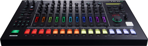זוית נוספת Roland TR-8S Rhythm Performer