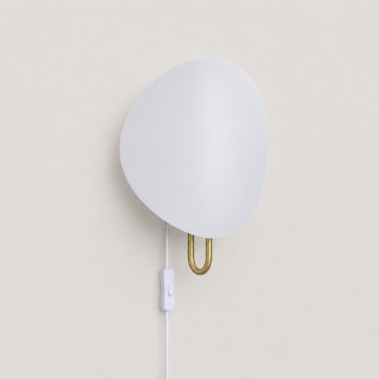  גוף תאורה צמוד קיר "White/Brass  "SHELL 