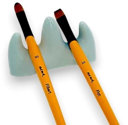 מעמד למכחולים מפלסטיק דמוי פורצלן