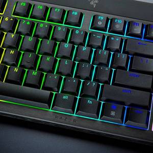 RAZER BLACKWIDOW V4 LOW-PROFILE HYPERSPEED – מקלדת מכנית אלח
