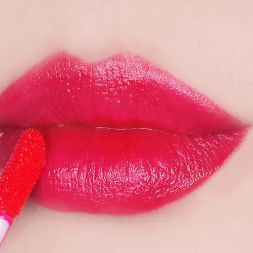 טינט בנפיט בגוון דובדבן בוהק Benefit benefit GoGo Tint Bright Cherry Tinted Lip & Cheek Stain 6ml