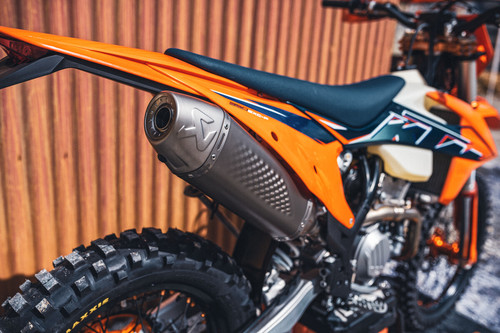 דוד אחורי אקרופוביץ טיטניום - Akrapovic SLIP-ON TITANUM KTM HUSQ FE EXC-F 250/350/450/501 2020-2023