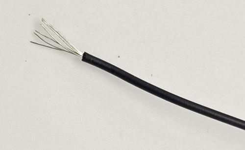 חוט רב גידי , צבע שחור 24AWG מחיר למטר