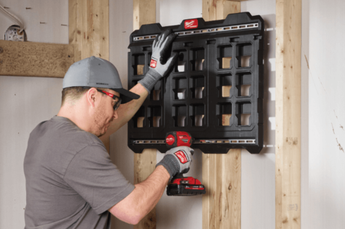 פלטת תלייה Milwaukee PACKOUT XL לקיר ולעמדת עבודה כושר נשיאה עד 68 ק״ג דגם 4932480622