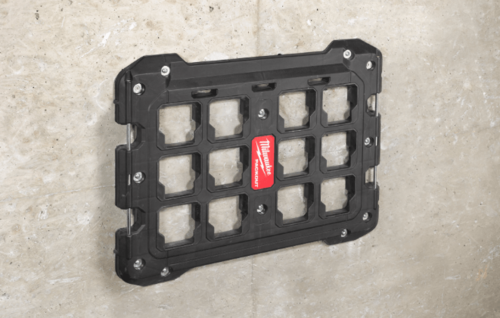 פלטת תלייה Milwaukee PACKOUT לקיר ולעמדת עבודה כושר נשיאה עד 22.7 ק״ג דגם 4932471638