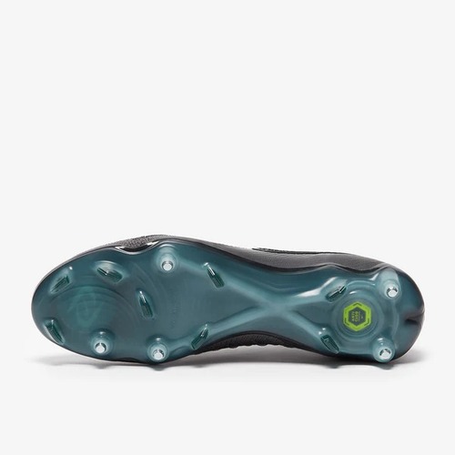 נעלי כדורגל מקצועיות  NIKE PHANTOM GX II ELITE SG