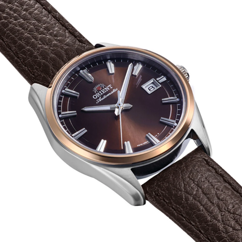 Orient RA-AC0R03Y30B Stretto Date 38.5MM אוטומטי וזכוכית ספיר