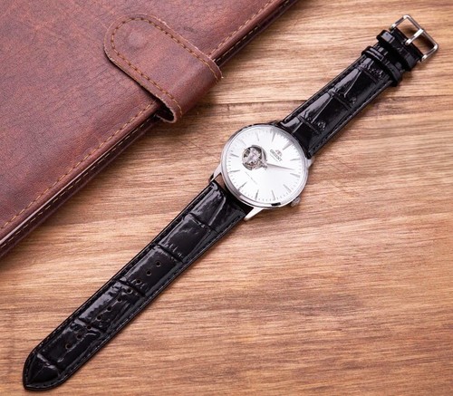 Orient TAG02005W0 OPEN HEART מנגנון אוטומטי 