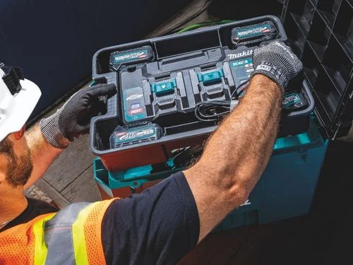 ארגז כלים גדול במיוחד - MAKITA מקיטה - P-91023