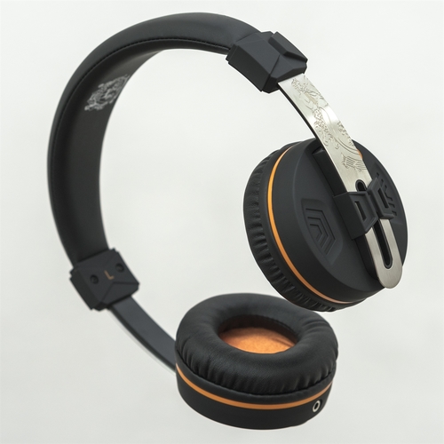 אוזניות כולל נרתיק קשיח ORANGE HP-O-EDITION
