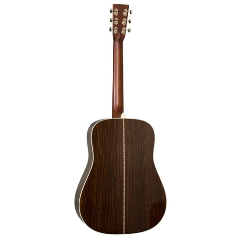 גיטרה אקוסטית +ארגז MARTIN D28