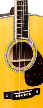 גיטרה אקוסטית +ארגז MARTIN OM42