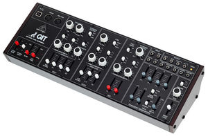 סינטיסייזר ‏Behringer CAT