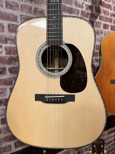 גיטרה אקוסטית + ארגז MARTIN CUSTOM SHOP D14 C22-045490