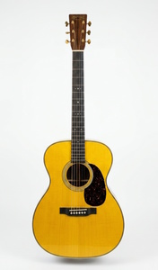 גיטרה אקוסטית + ארגז MARTIN CUSTOM SHOP 00014F C23-031056 Guatemalan Rosewood