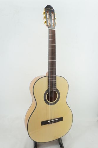 גיטרה קלאסית + נרתיק גימור מבריק GRANADA GC39AGA Laminated Agathis Back & Side
