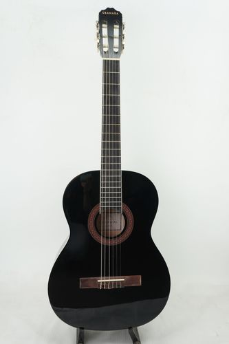 גיטרה קלאסית שחורה + נרתיק גימור מבריק GRANADA GC39B-BK