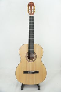 גיטרה קלאסית + נרתיק גימור מט GRANADA GCS260 Solid Spruce Top