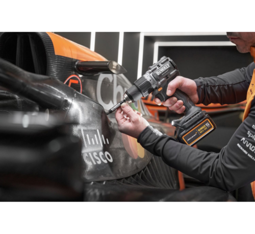 סט אימפקט בראשלס 18V + זוג סוללות 5A + מטען מהיר+מארז, DeWALT- MCLaren FORMULA 1 TEAM 