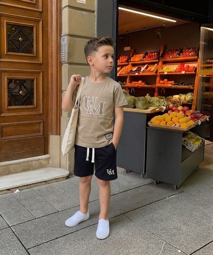 חליפת קיץ לבנים מ UMBRO