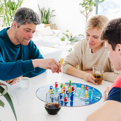 משחק התכרבלות לגילאי 6+