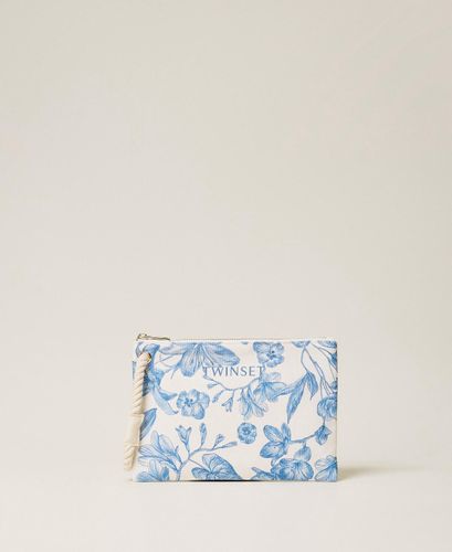 Canvas clutch
