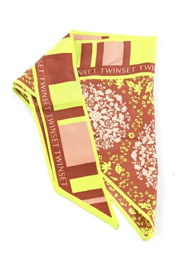 WOVEN SCARF