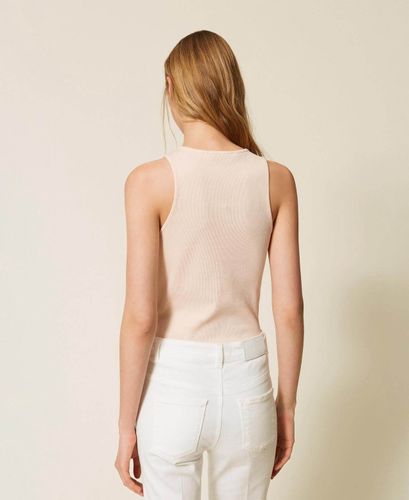 Ribbed top with logo
