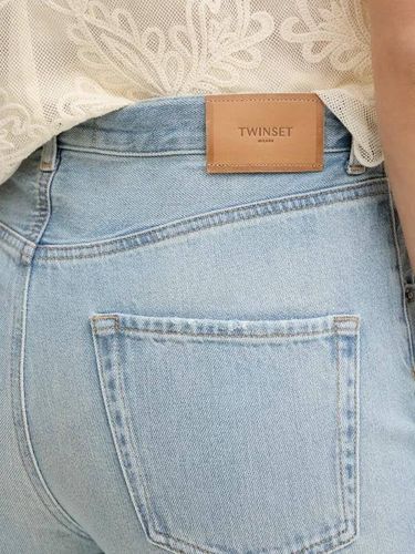 logo-patch straight-leg jeans