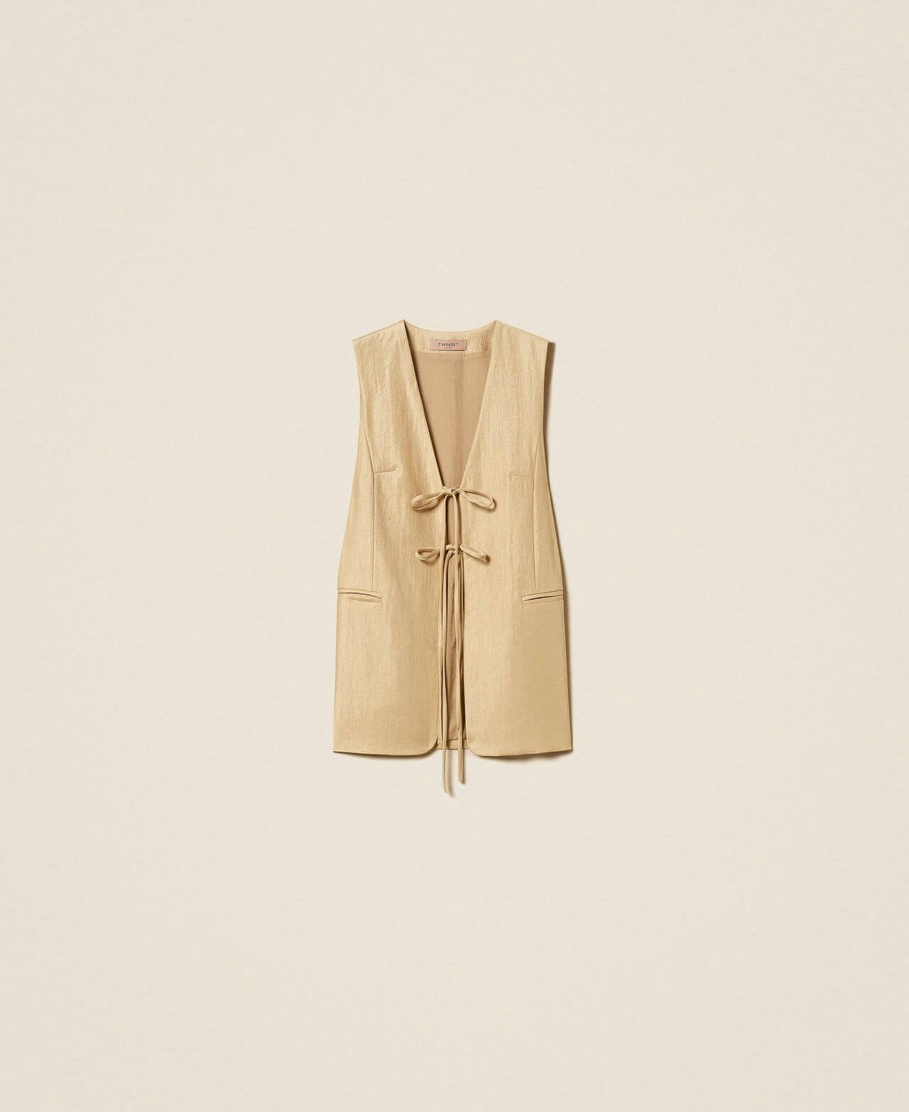 Laminated waistcoat with ties