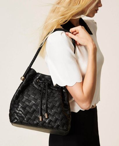 Handwoven bucket bag