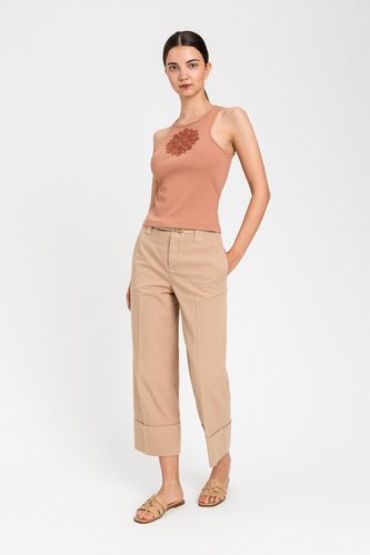 Tank top with floral embroidery