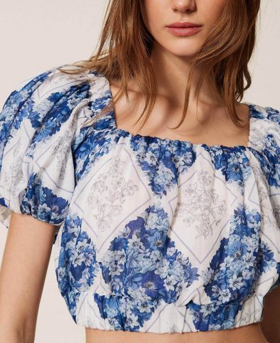 Cropped ramie blouse with floral print