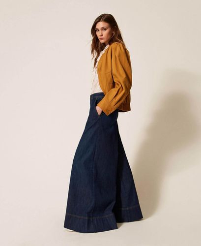 Palazzo jeans with stitching