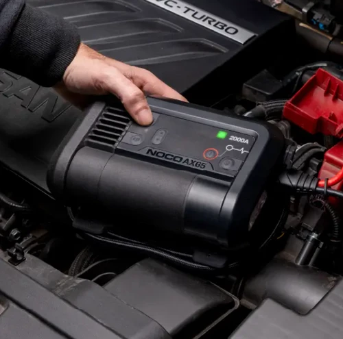 נוקו NOCO AX65- בוסטר התנעה אלקטרוני 12V 2,000A + מדחס אויר לרכבי בנזין ודיזל
